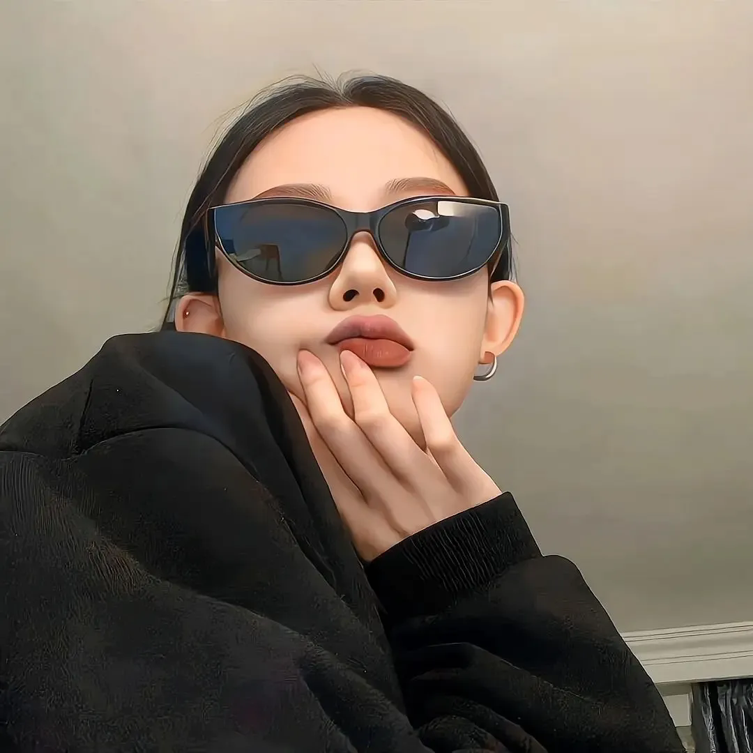 薇薇 -萤石眼之歌-